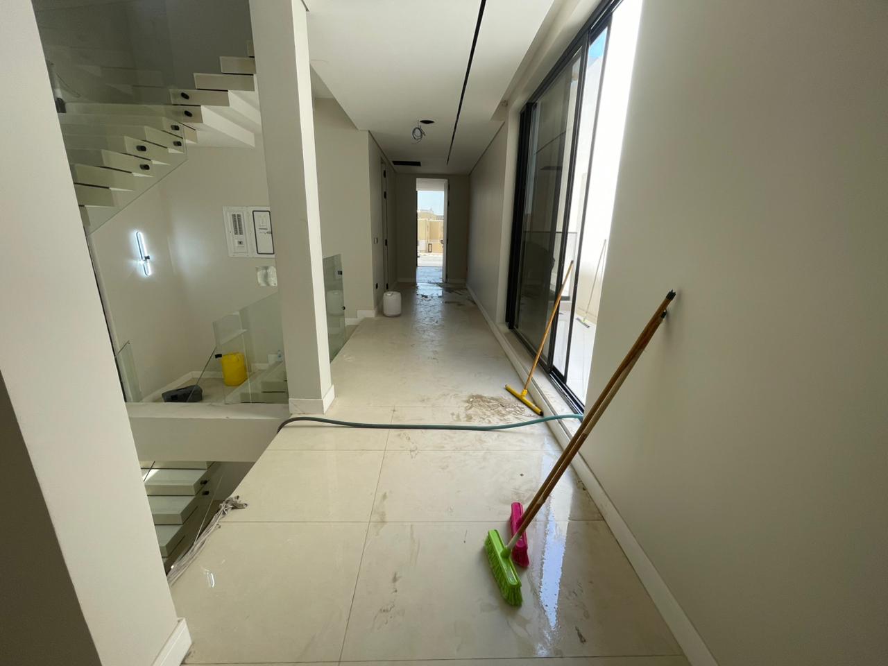 قبل Office Cleaning